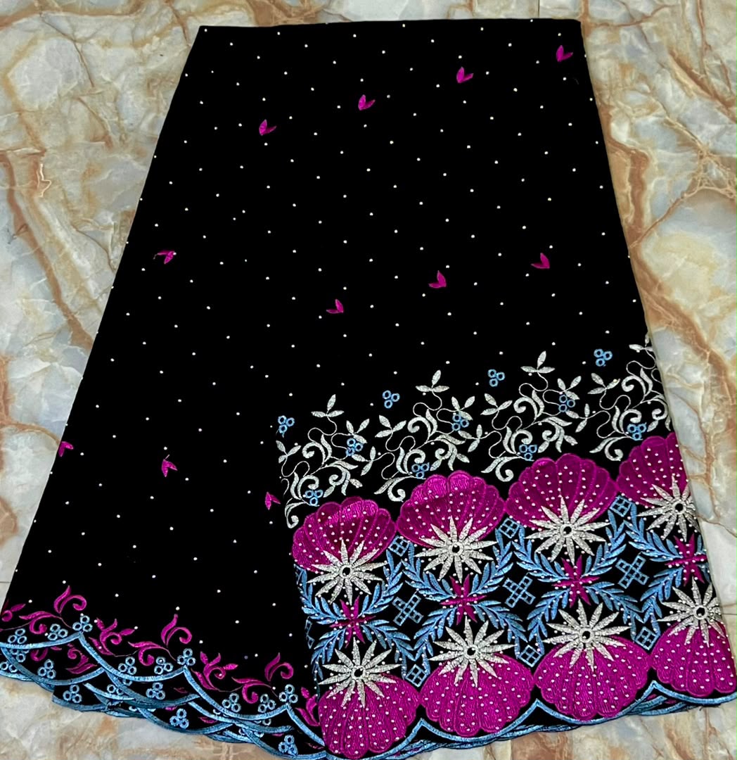Lafaya lace view 9