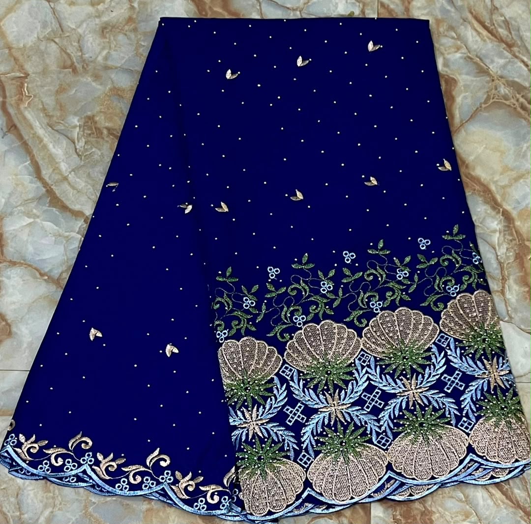 Lafaya lace view 4