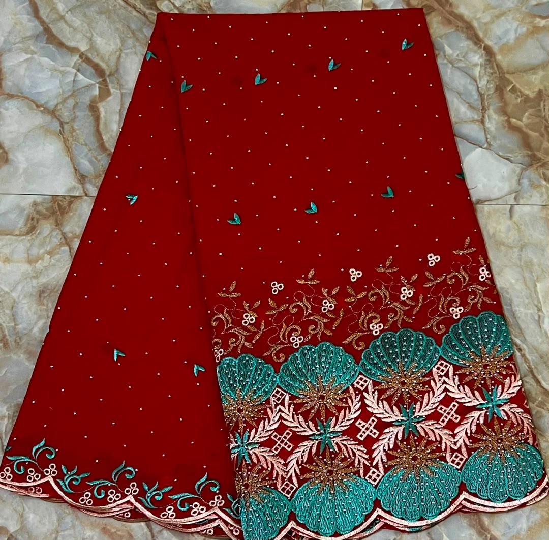 Lafaya lace view 3